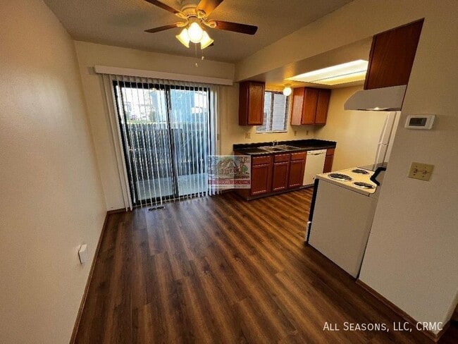 Building Photo - 6619 Proud Eagle