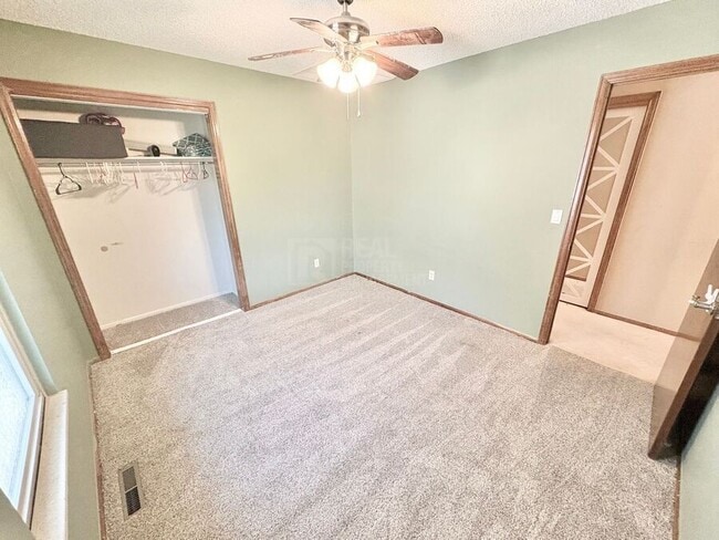 Building Photo - 12198 E Vassar Dr