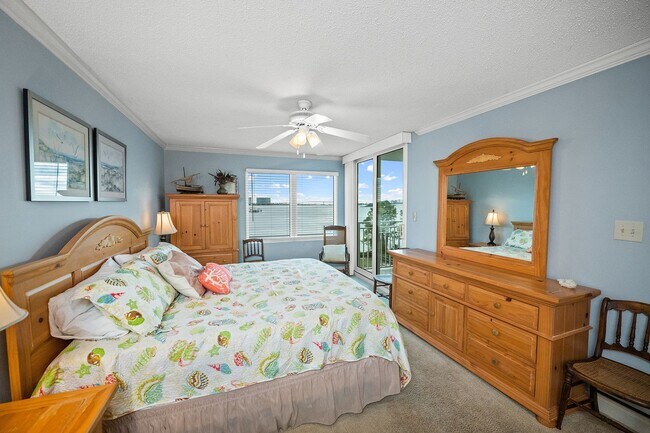 Building Photo - 4610 White Ave