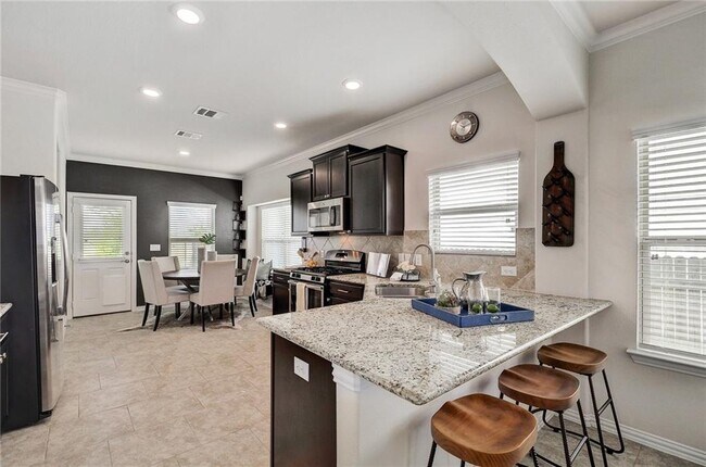 Building Photo - 6029 Mary Lewis Dr