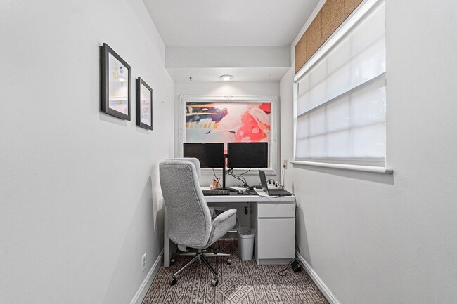Building Photo - 12101 Tumbleweed Ct