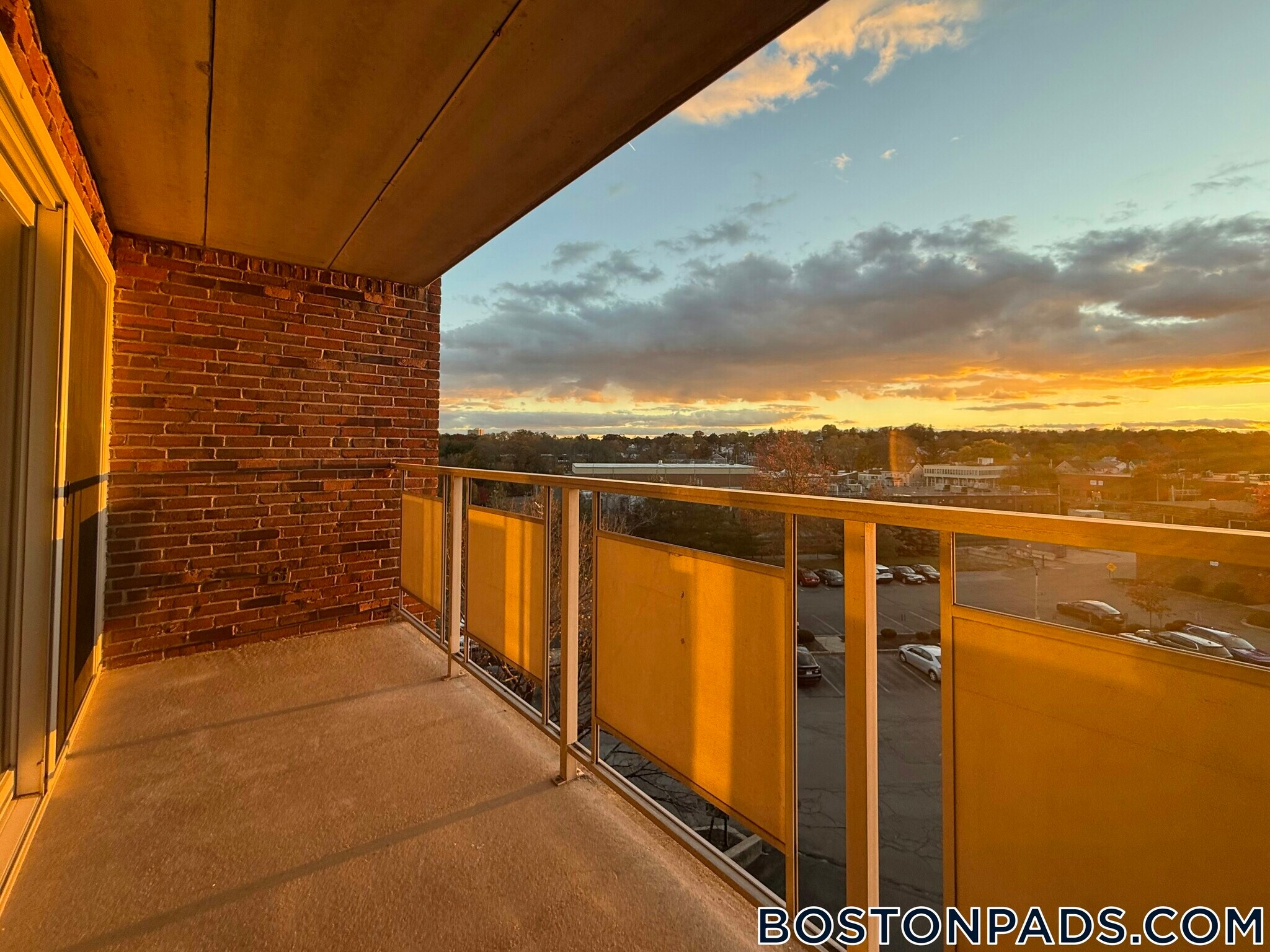 Building Photo - 51 Hill Rd