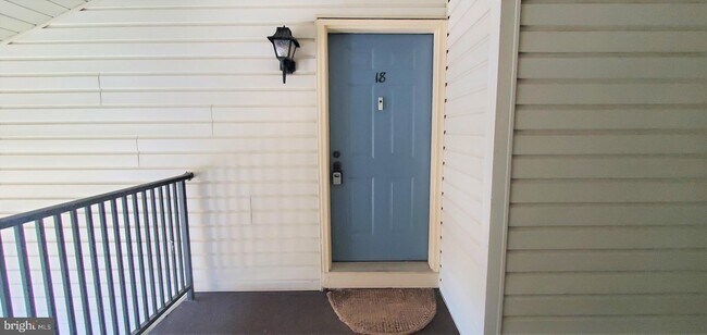 Building Photo - 18 Feiler Ct