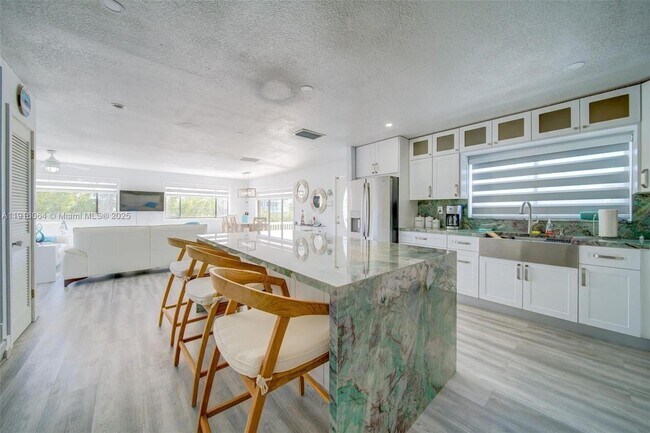 Building Photo - 2 Snipe Rd