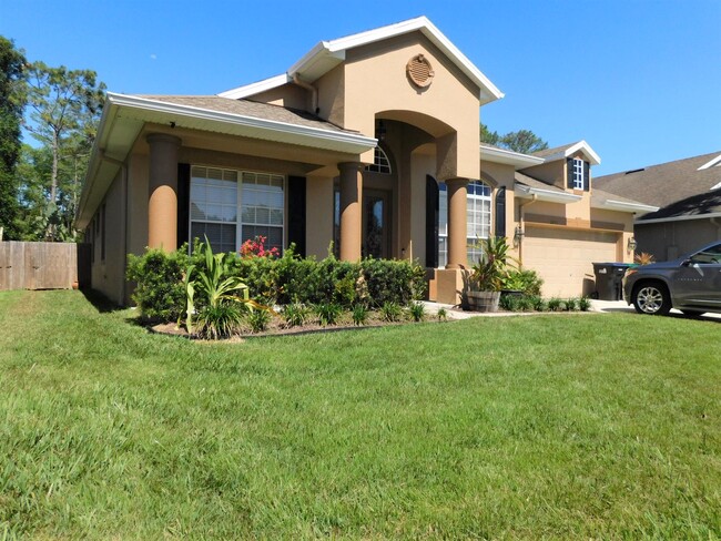 Building Photo - 2051 Autumn View Dr
