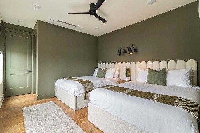 Building Photo - 1117 3rd Ave S