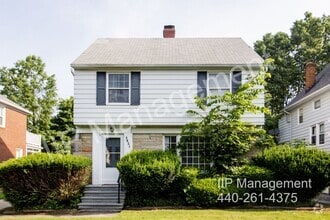 Building Photo - 3821 Kirkwood-