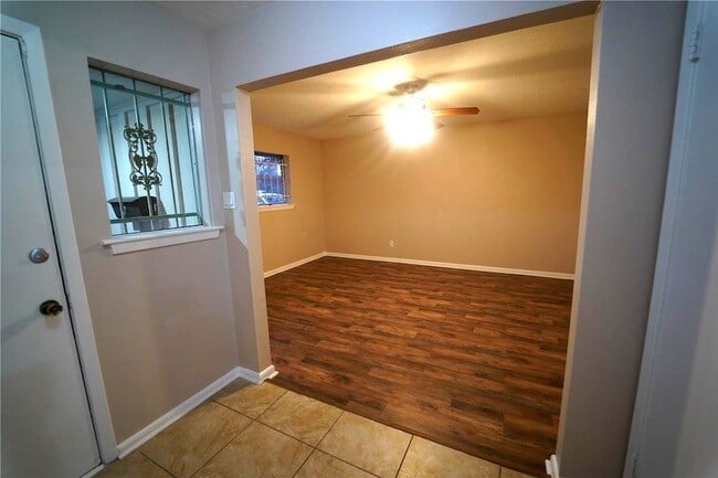 Building Photo - 5110 Michael Dr