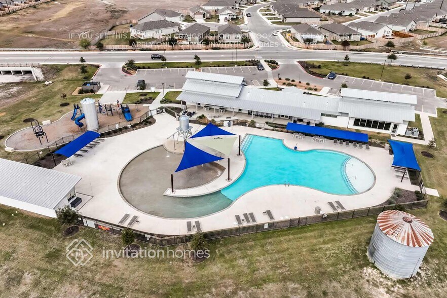 Building Photo - 13710 Harvest Valley