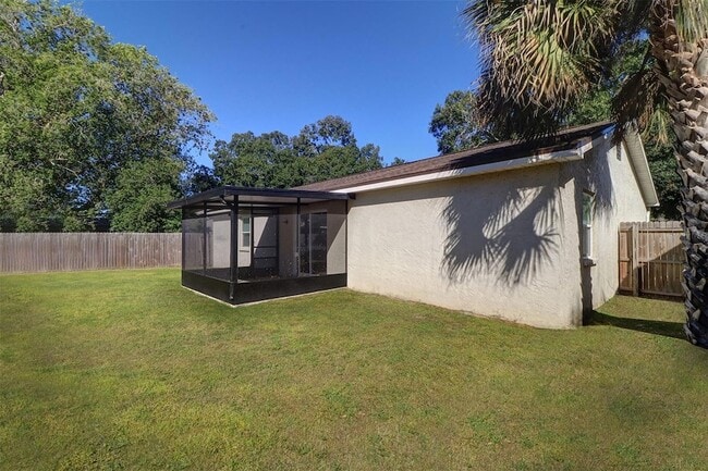 Building Photo - 1915 Saginaw Ct