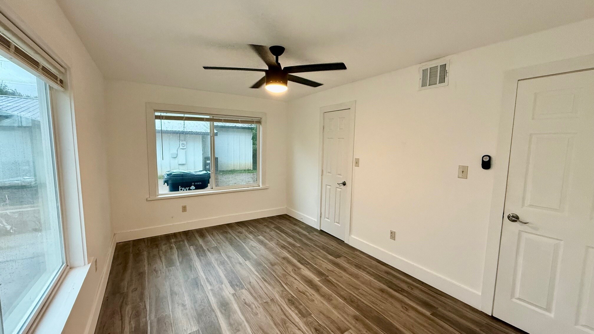 Building Photo - 508 N Main St