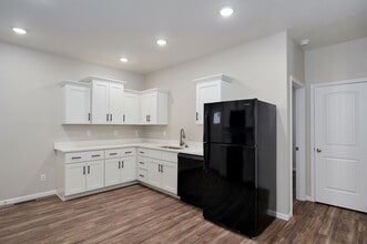 Building Photo - 319 S Florence Ave