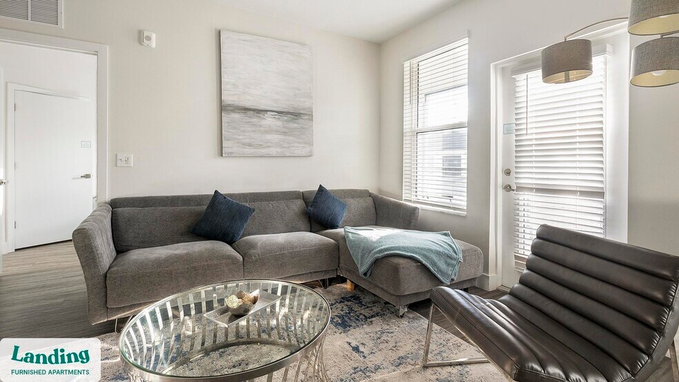 Primary Photo - 4950 W Prescott St