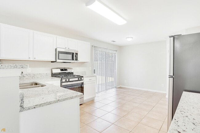 Building Photo - 6260 Whitetail Ct NW