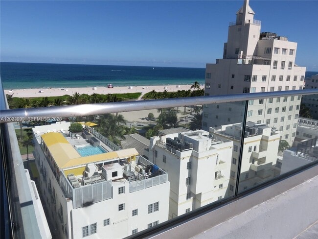 Building Photo - 1255 Collins Ave