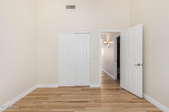 Building Photo - 7251 E Lomita Ave