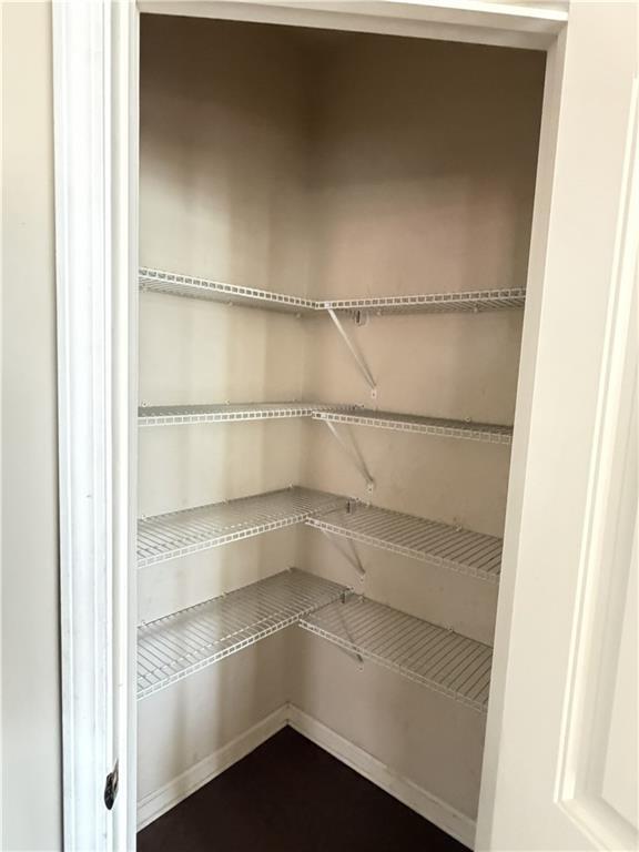 Building Photo - 1998 Thorngate Ct