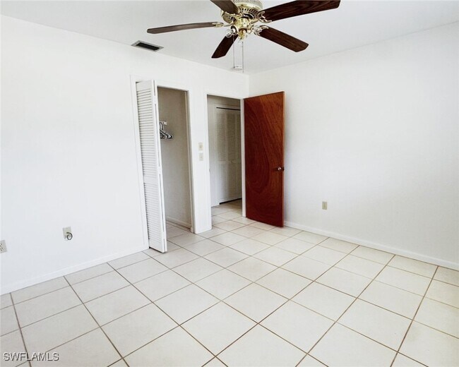 Building Photo - 699 110th Ave N