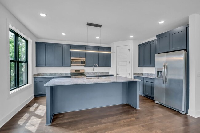 Building Photo - Modern Luxury Living in East Nashville
