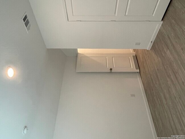 Building Photo - 435 Butterfly Bush Ct