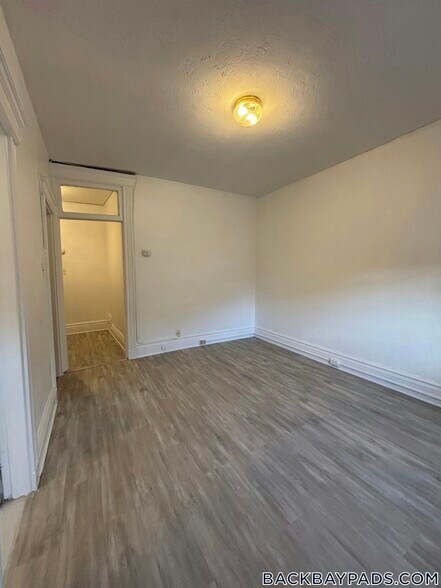 Building Photo - 1111 Boylston St