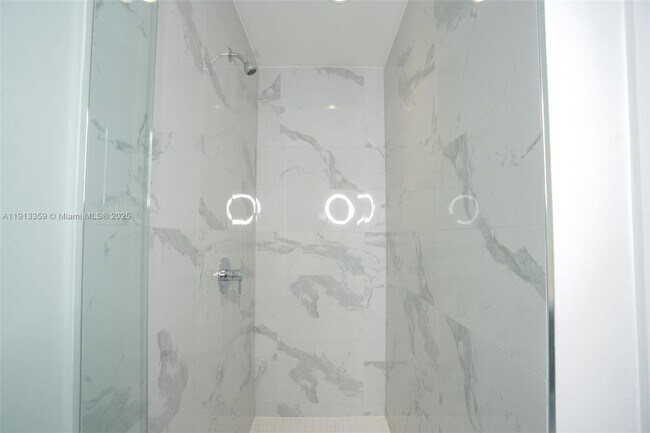 Building Photo - 851 NE 1st Ave