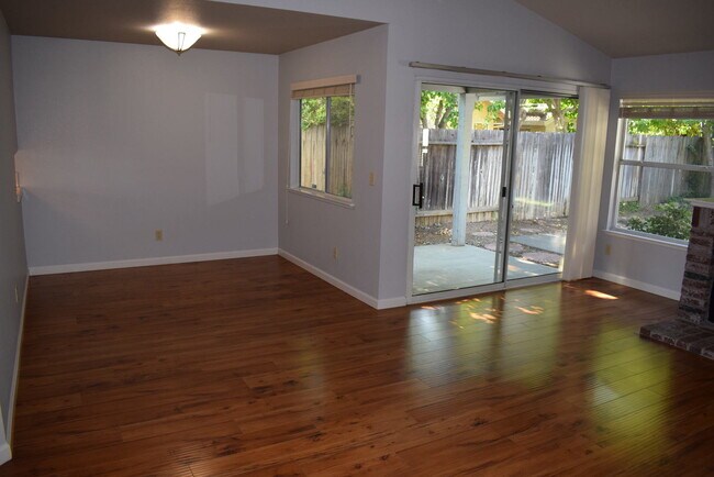 Building Photo - 6830 Paseo Del Sol Way
