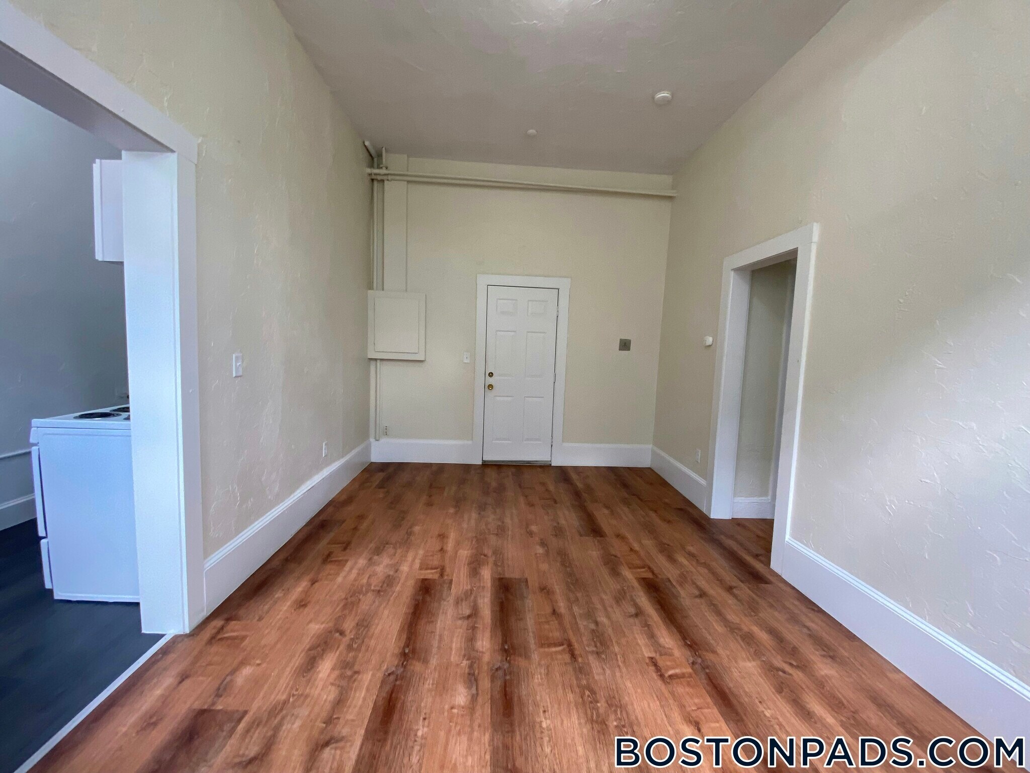 Building Photo - 99 Brainerd Rd