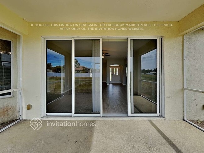 Building Photo - 2529 Pan American Blvd