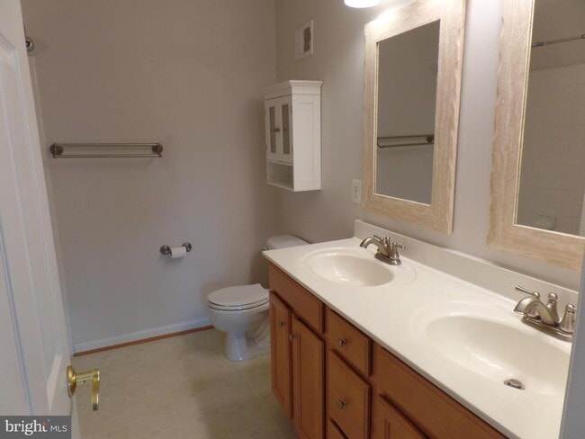 Building Photo - 6285 Aster Haven Cir