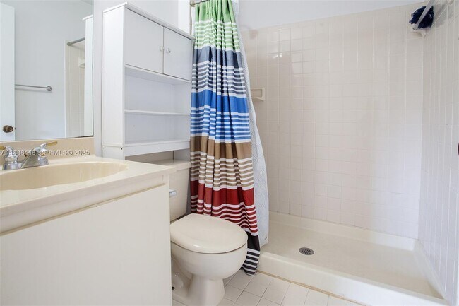 Building Photo - 9431 Boca Cove Cir