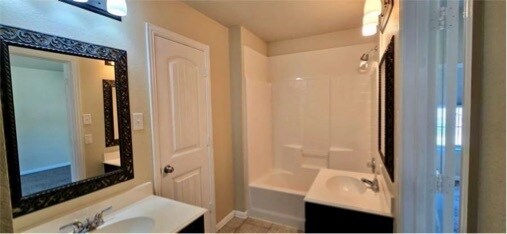 Building Photo - 107 Creekside Dr