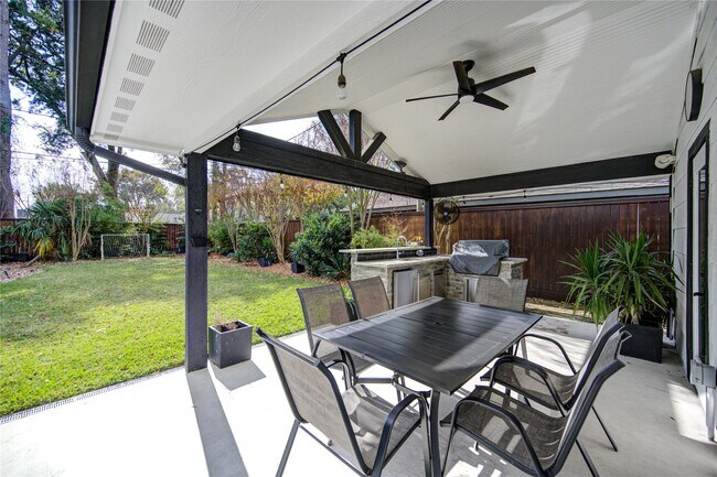 Building Photo - 1215 Bethlehem St