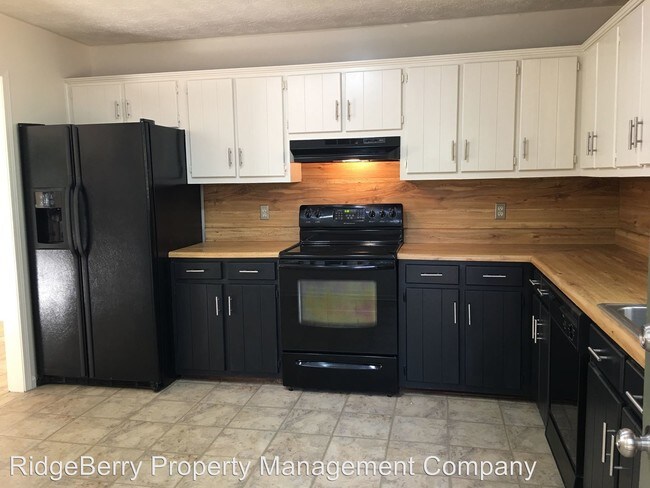Building Photo - 95 Walenda Dr NW