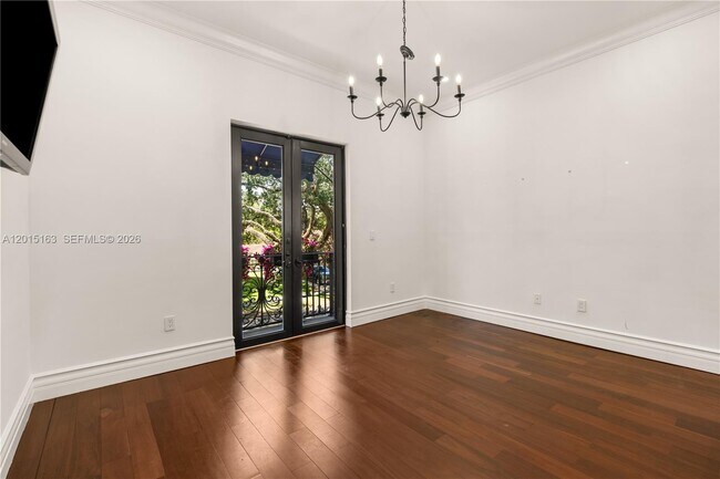 Building Photo - 5838 SW 50th St