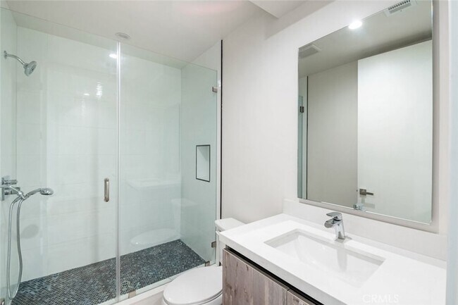 Building Photo - 7341 Valmont St