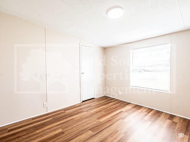 Building Photo - 5115 Rock Dove Loop