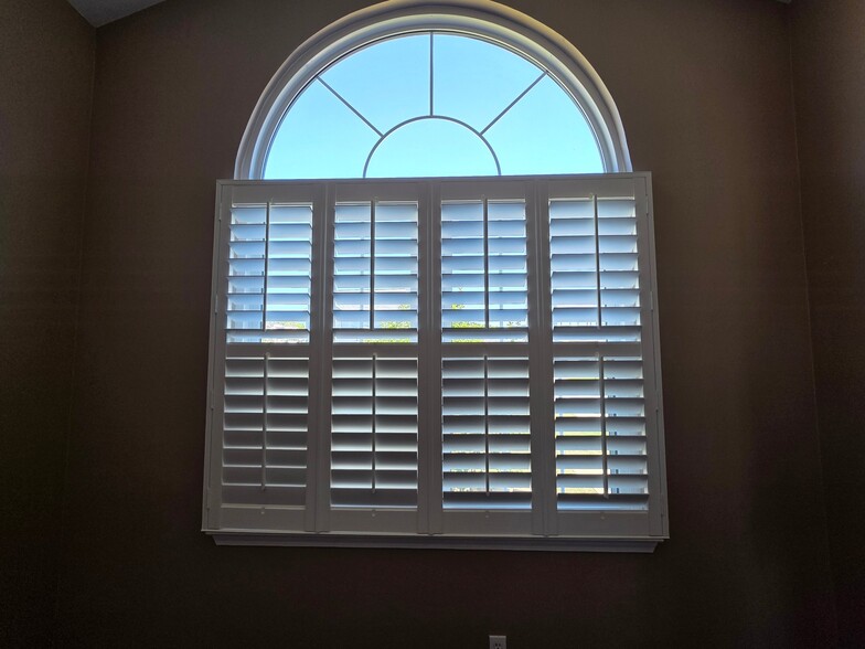 Building Photo - 713 Presscott St