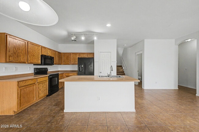 Building Photo - 14165 W Crocus Dr
