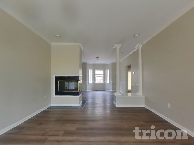 Building Photo - 3182 Gainsborough Ct