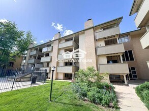 Building Photo - 3035 Oneal Pkwy