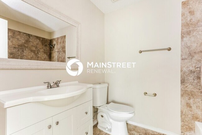 Building Photo - 3 Bedroom Pet-Friendly Home in Arlington, TX with Main Street Renewal