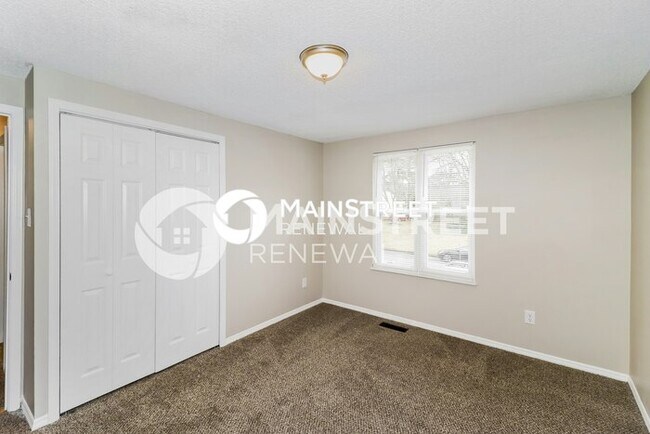 Building Photo - 3 Bedroom Pet-Friendly Home in Memphis, TN with Main Street Renewal