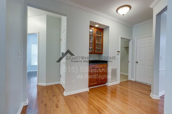 Building Photo - 756 Rolling Fork Dr