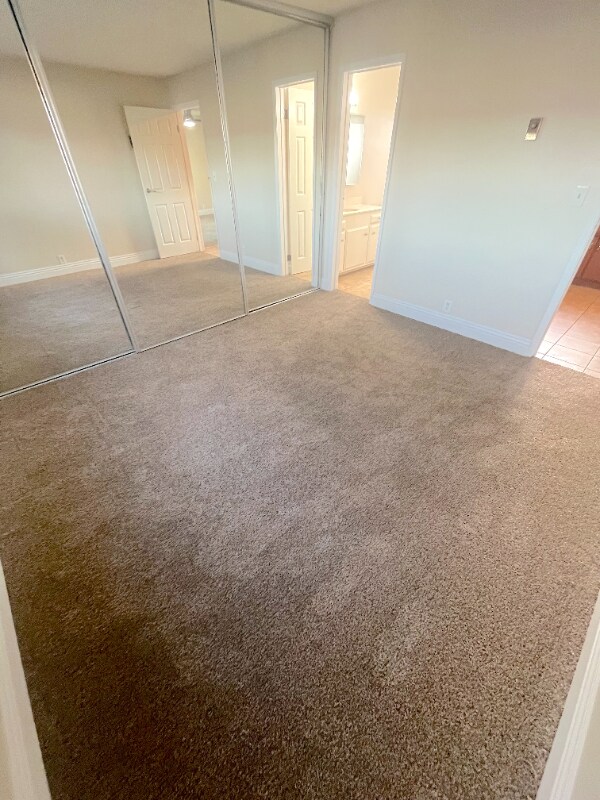 Building Photo - 931 W 19th St