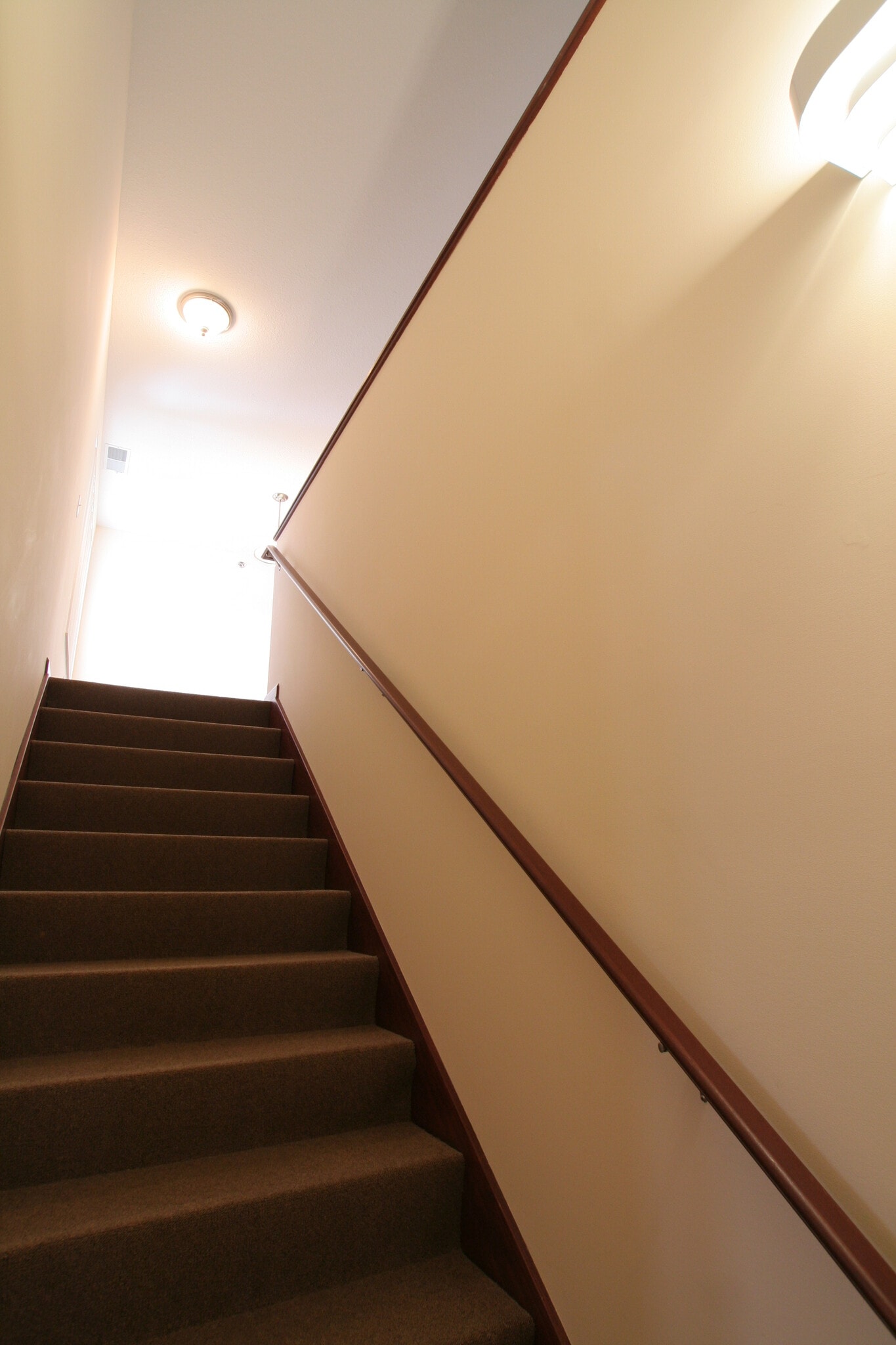 Building Photo - 306 Beeline Rd