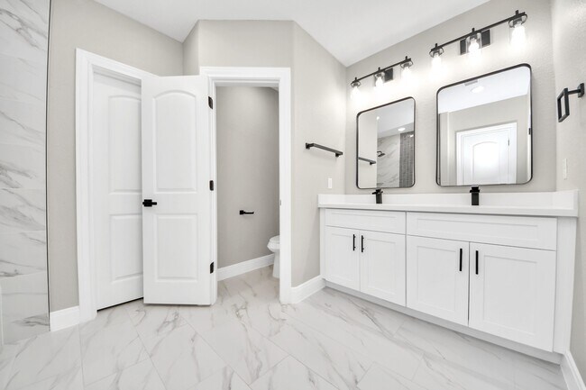 Building Photo - 7815 Joy St