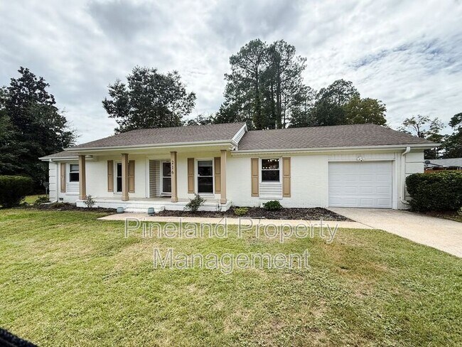 Building Photo - 216 Haverhill Dr
