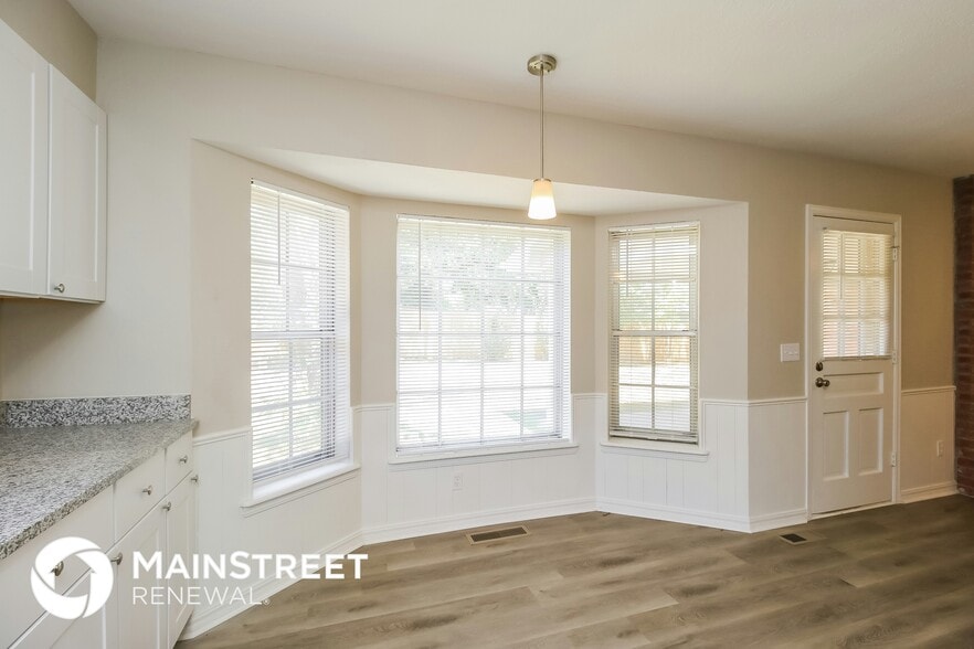 Building Photo - 4213 NW 31st Terrace