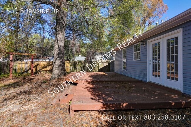 Building Photo - 509 Burnside Dr